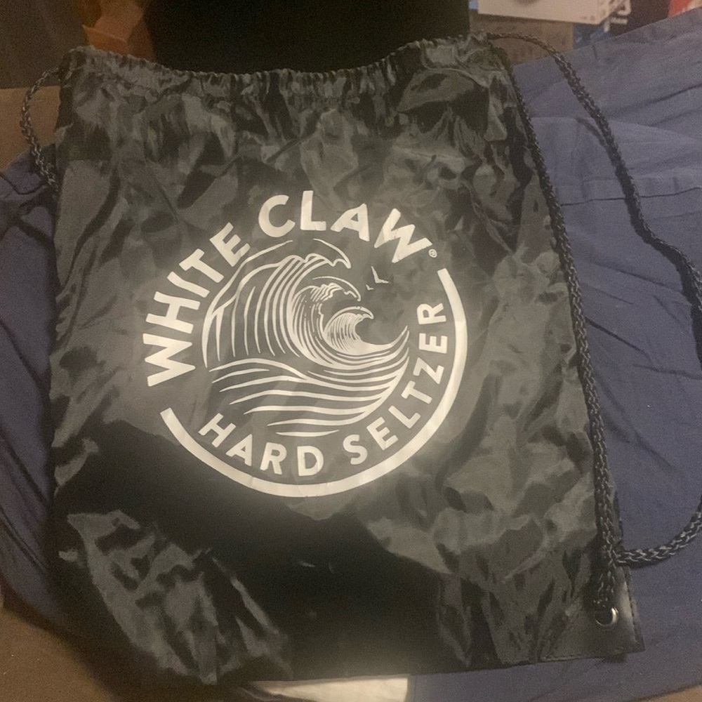 White claw drawstring backpacks X2